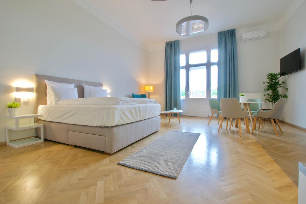 Europest Luxury Suites Budapest Luaran gambar