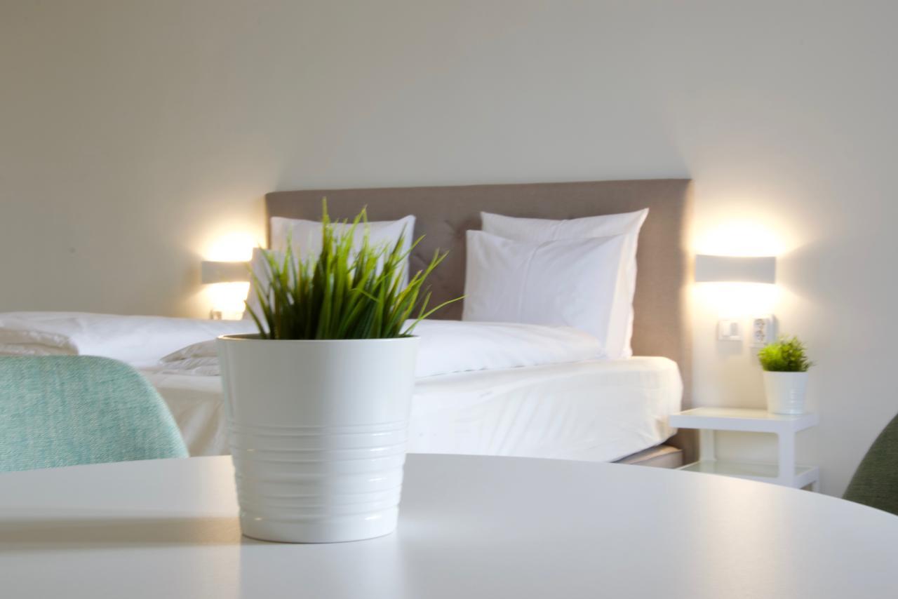 Europest Luxury Suites Budapest Luaran gambar