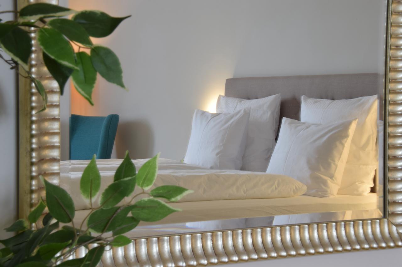 Europest Luxury Suites Budapest Luaran gambar