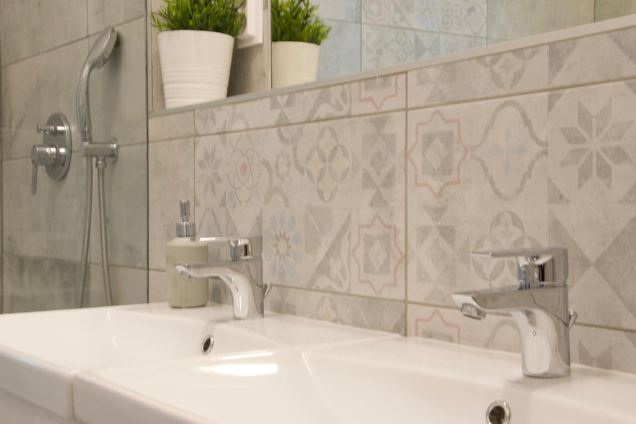 Europest Luxury Suites Budapest Luaran gambar