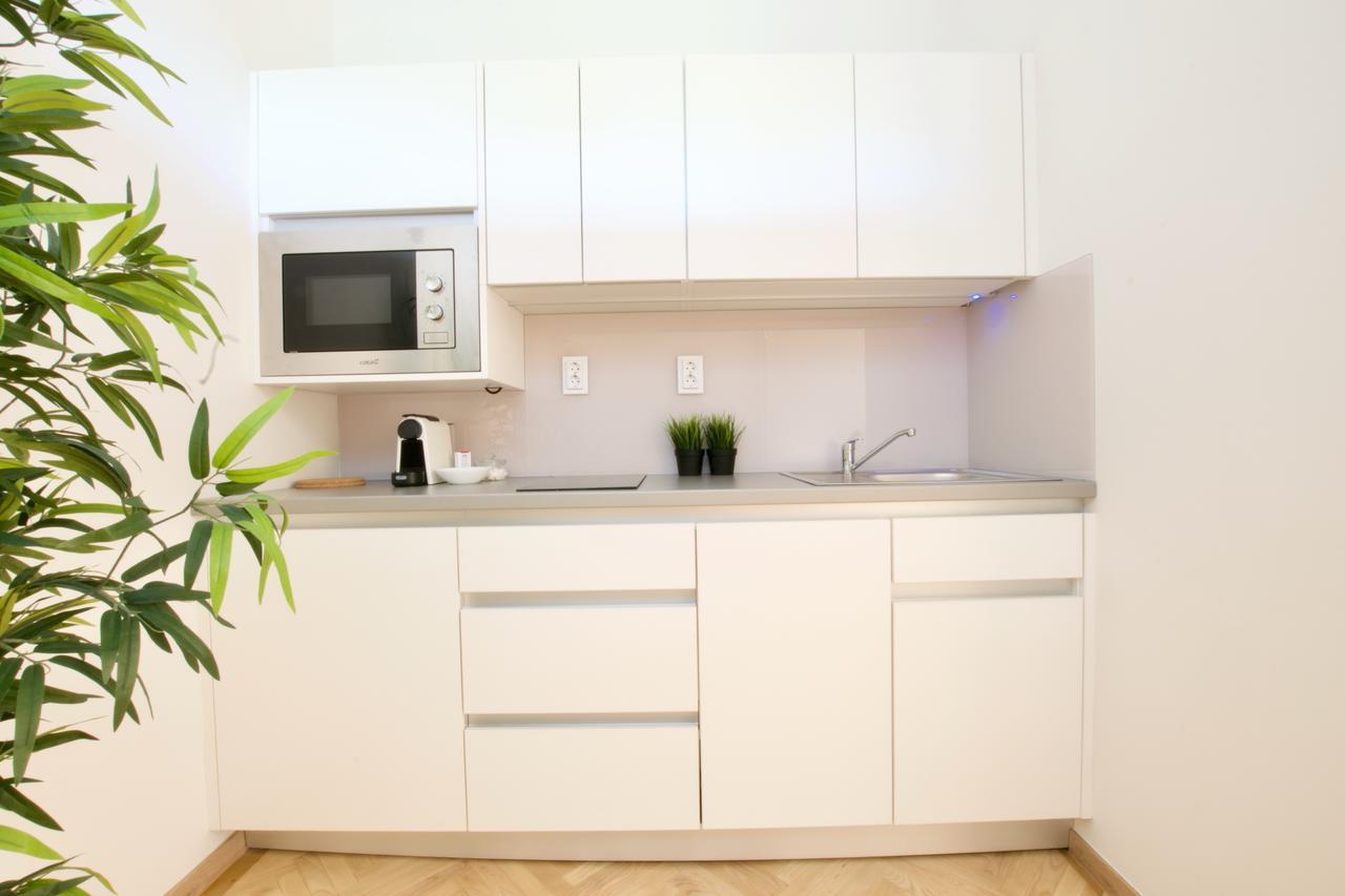 Europest Luxury Suites Budapest Luaran gambar