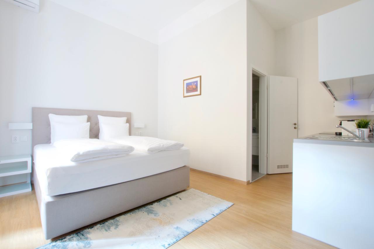 Europest Luxury Suites Budapest Luaran gambar